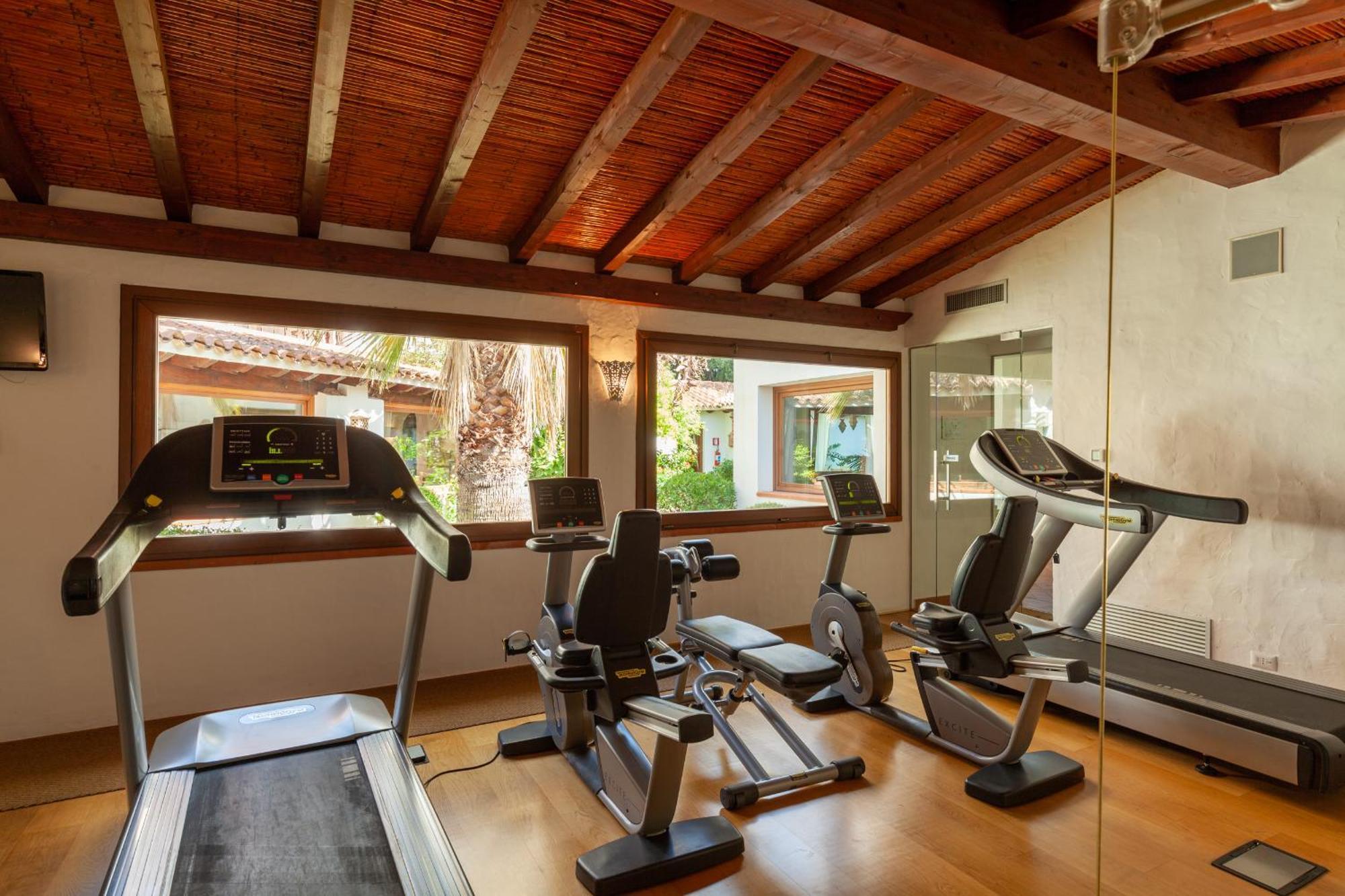 Nora Club Hotel & Spa Пула Екстериор снимка