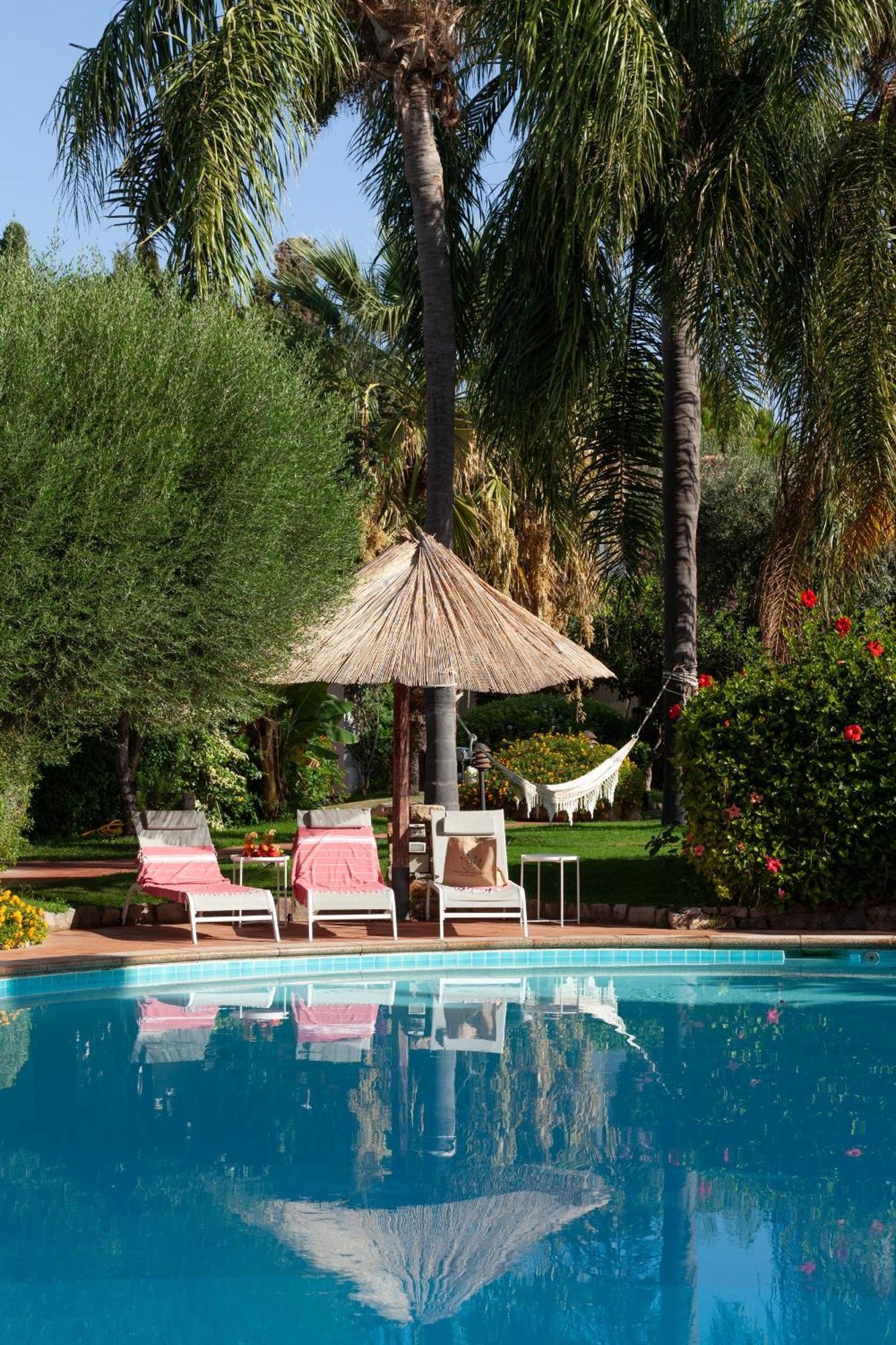 Nora Club Hotel & Spa Пула Екстериор снимка